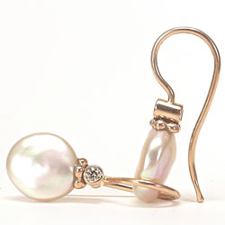 Blush - the shepherd hook earrings in 18k rose gold with pearls and diamonds by Martinus