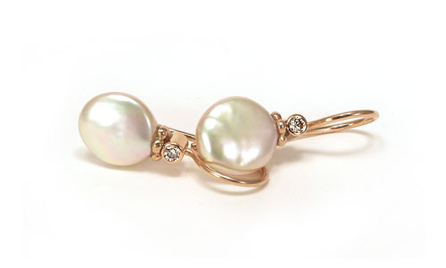 Blush - the shepherd hook earrings in 18k rose gold with pearls and diamonds by Martinus
