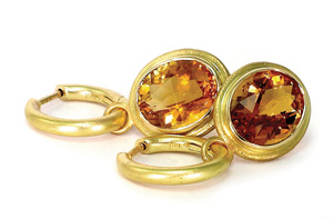  Artisan Citrine earrings, 18 karat yellow gold Infinity Hoops