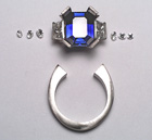 Martinus jewelry training, asembly of a platinum sapphire, diamond ring.