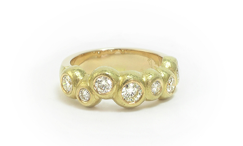 Diamond Rings - Woman's ring in yellow gold 18k