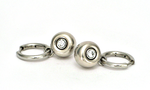 Martinus Jewelry Reviews - Star Dance Hoop Earrings white gold 18k diamonds