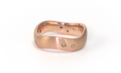 Rose gold diamond ring