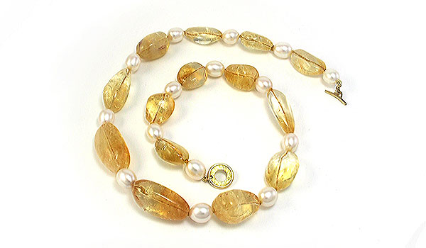 Honey and Silk - necklace with citrine pearls and yellow gold handmade Martinus