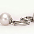 Hoop Earrings with pearls in white gold by Martinus