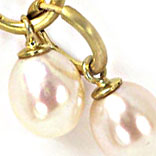 Hoop Earrings with freshwater pearls in 18k gold by Martinus