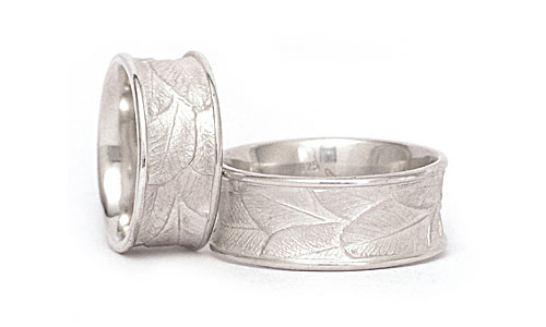 Wreath of Truth wedding rings in 18k white gold handmade by Martinus